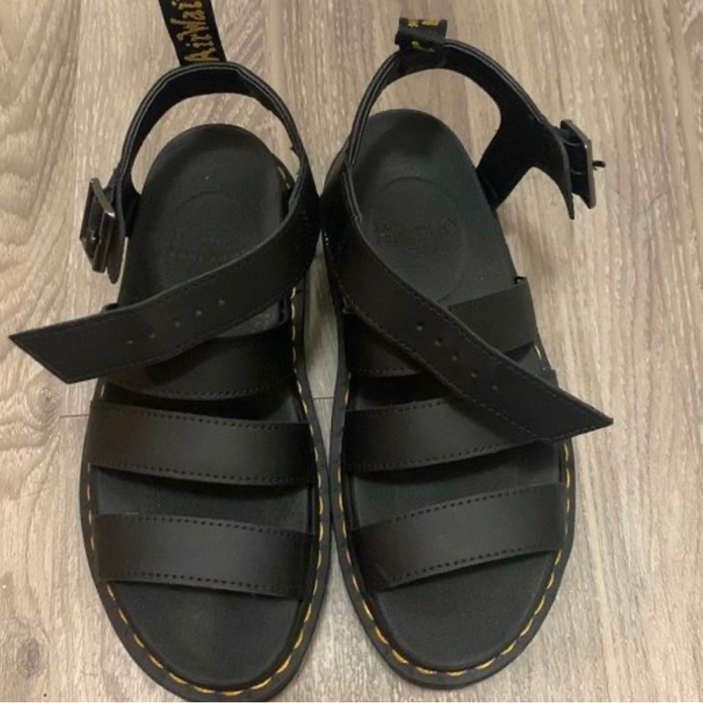 Womens Dr. Martens Blaire Platform Sandal -
Black